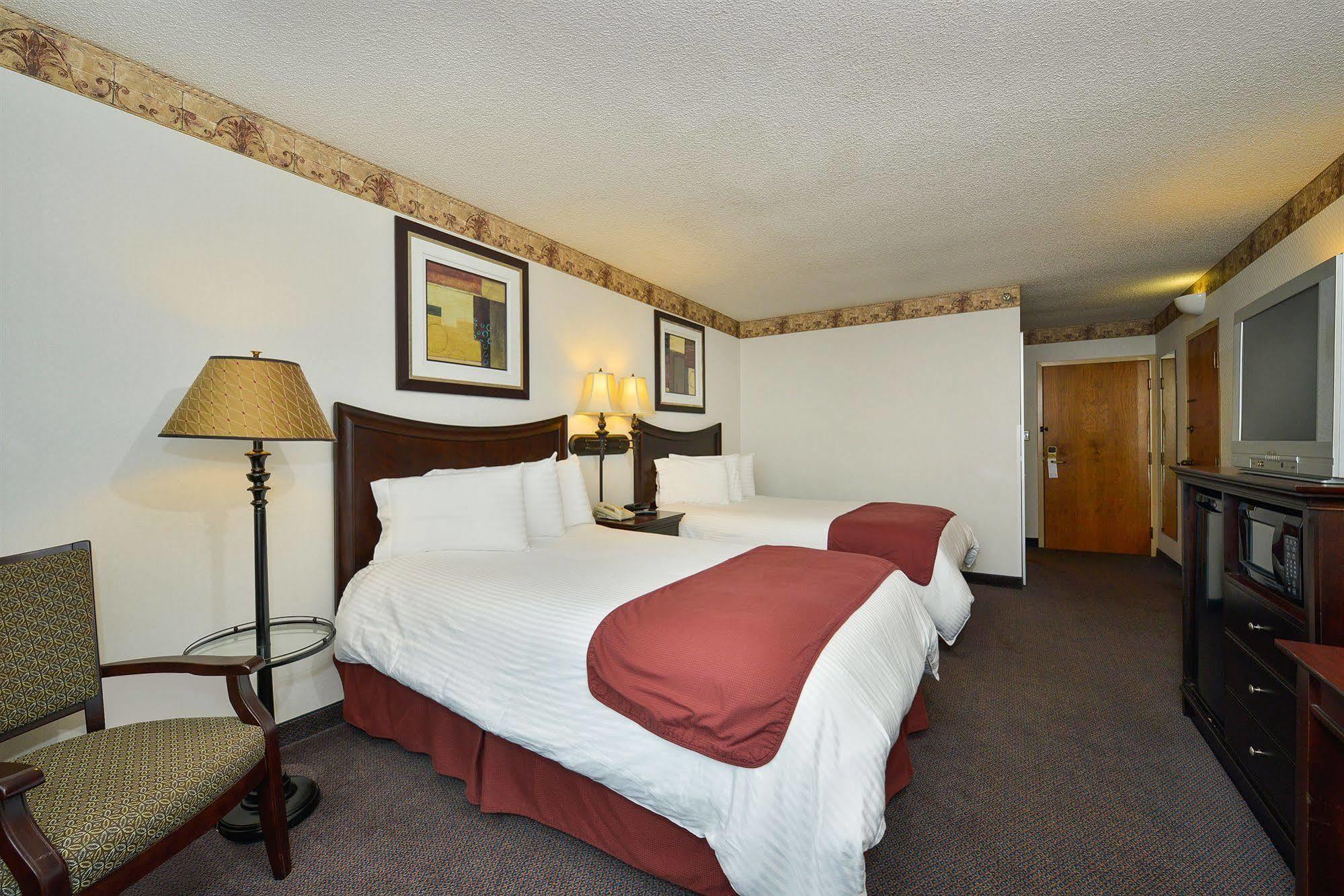 Days Inn By Wyndham Pittsburg Ks Exterior foto